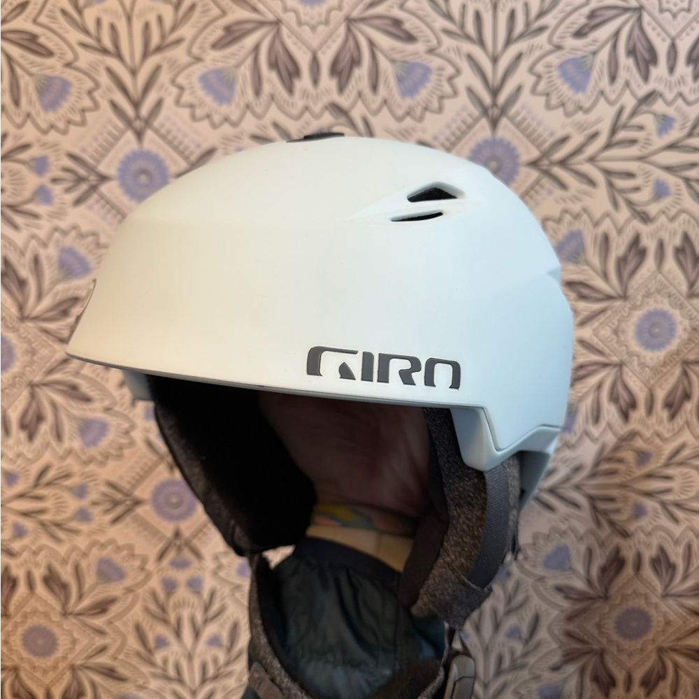 Giro Envi MIPS Spherical Women’s Ski Helmet